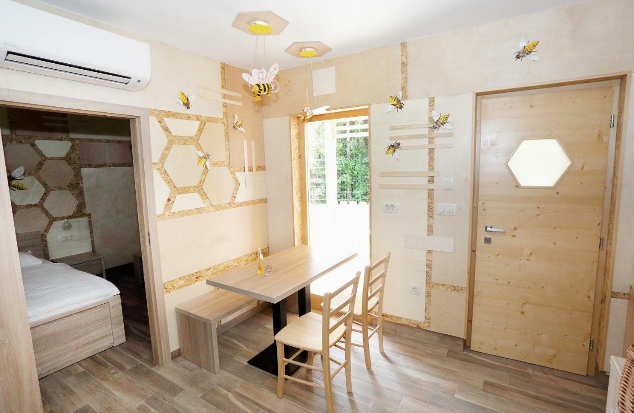 Honey Paradise Glamping Resort Dobova Exterior foto